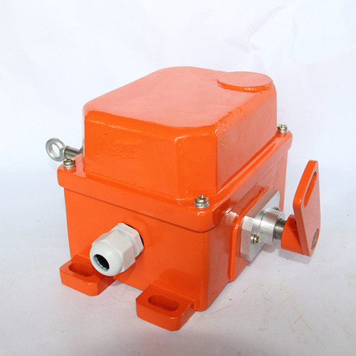 拉線(xiàn)開(kāi)關(guān).jpg 拉線(xiàn)開(kāi)關(guān).jpg