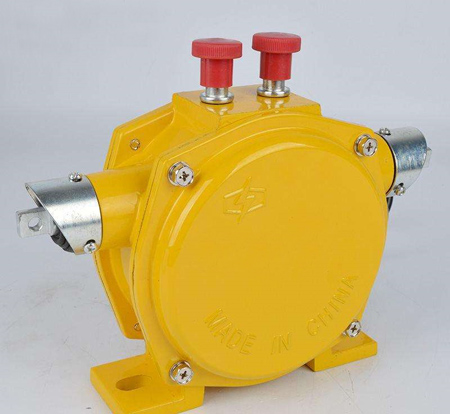 AS-LS350手動耐酸堿雙向拉繩開關(guān)、ATLS-100B22拉繩開關(guān)都經(jīng)過防水測試生產(chǎn)廠家
